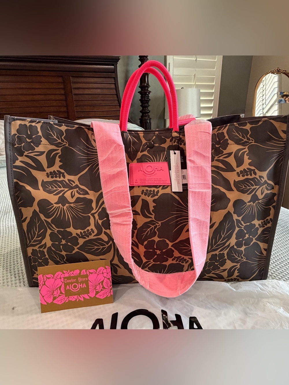 Aloha Collection Carry it All Tote